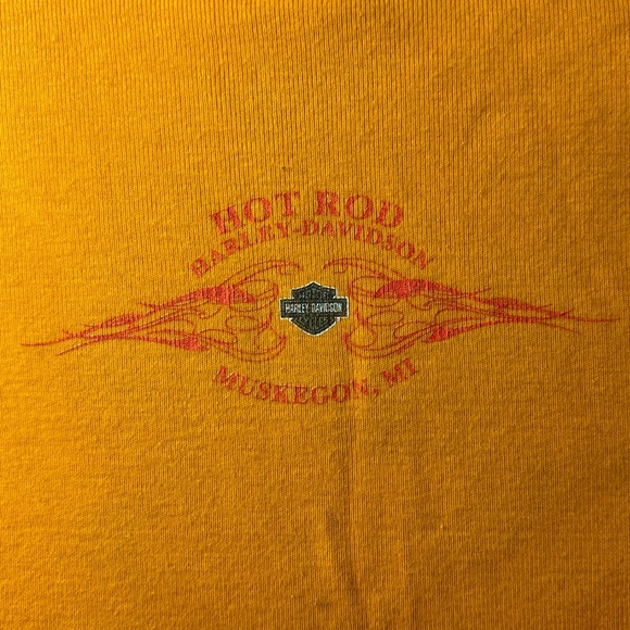 Y2K Harley Davidson Flaming Hearts LongSleeve - Picture 5 of 5